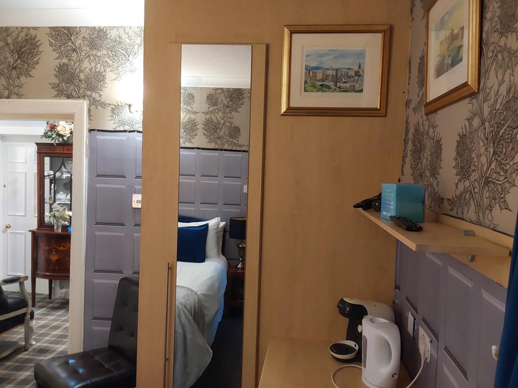 East Claremont Guest House エディンバラ エクステリア 写真